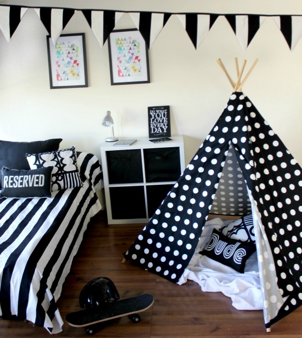 Finlee and Me Kids Teepees Black Spots Teepee