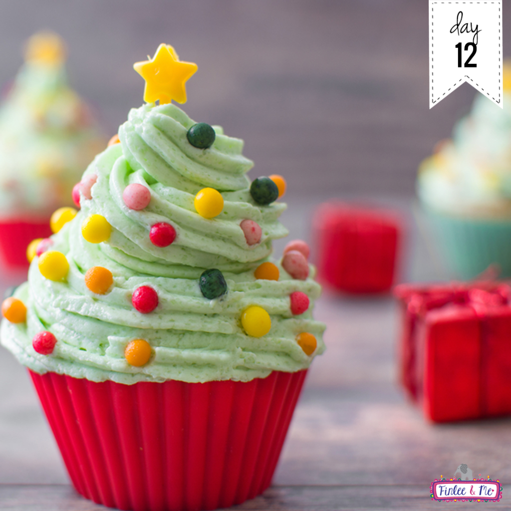30 Days of Christmas Cheer Making Christmas Cupcakes 