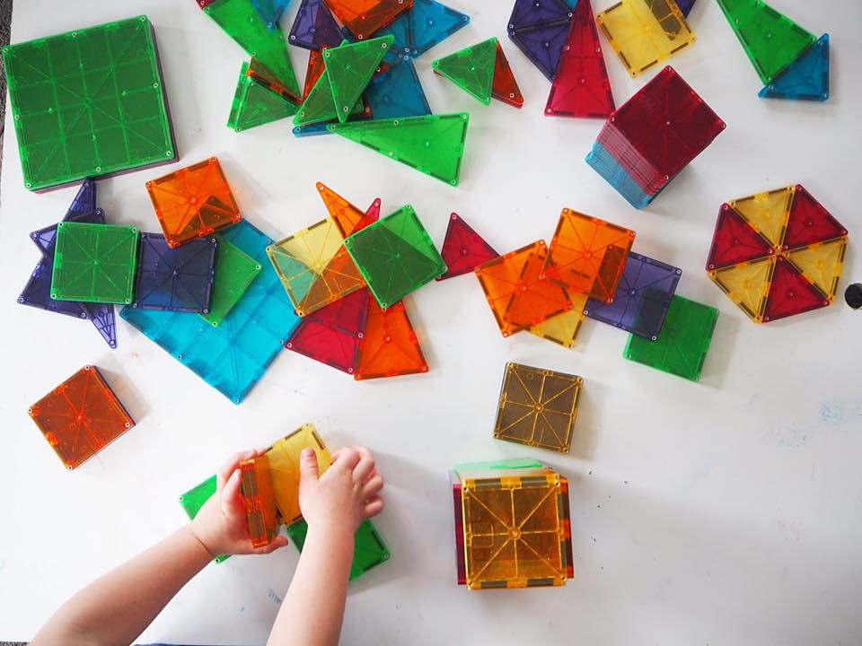 30 Days 30 Ways to Connect with your Kids Magna Tiles DAY7