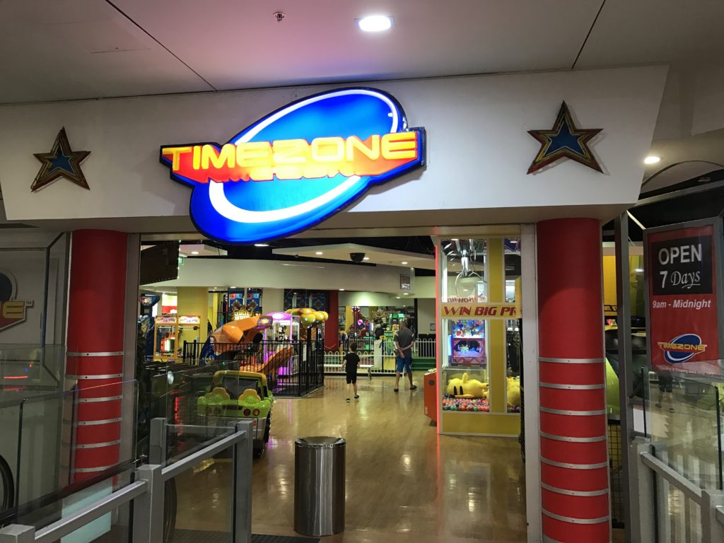 timezone surfers paradise