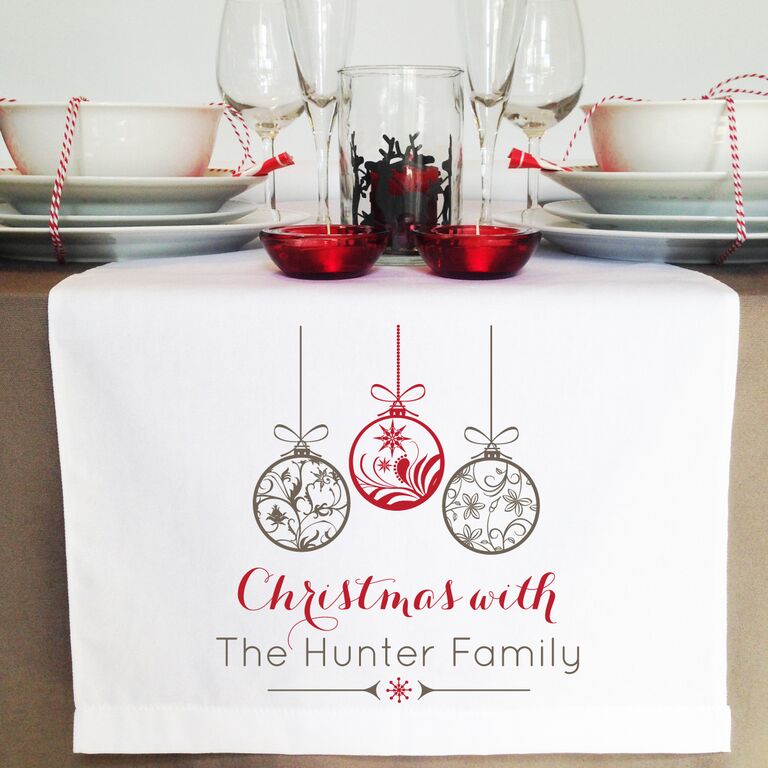 ornaments-table-runner