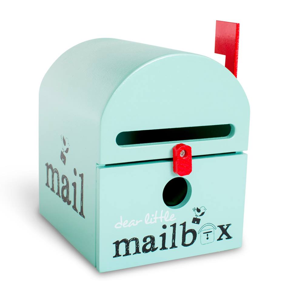 wooden-green-mailbox-for-kids
