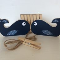 art-display-whales