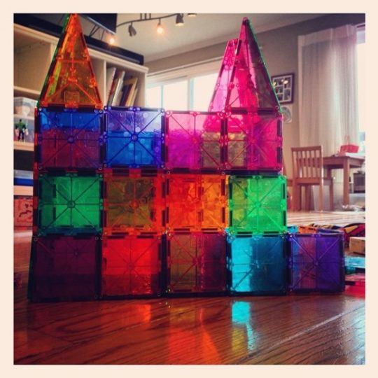 magna tiles kidstuff