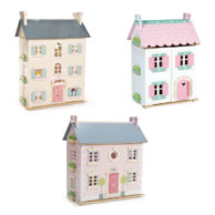 Wooden Doll Houses
